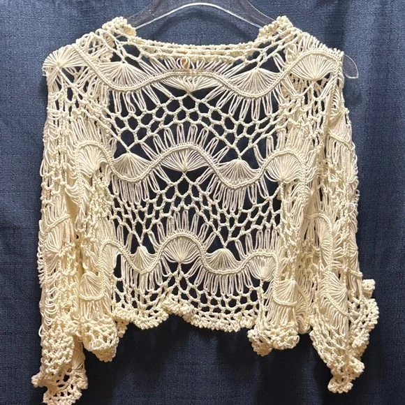 ELAN Elegant White/Cream Crochet Women’s Shrug - Picture 3 of 5